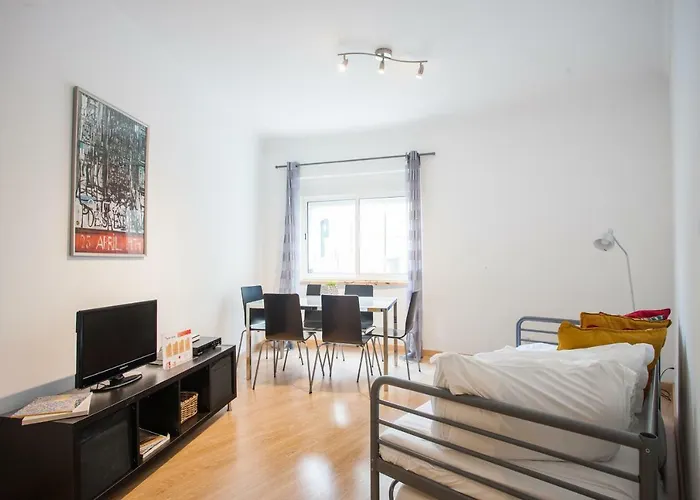 FLH - Large&cosy apartment in Lapa